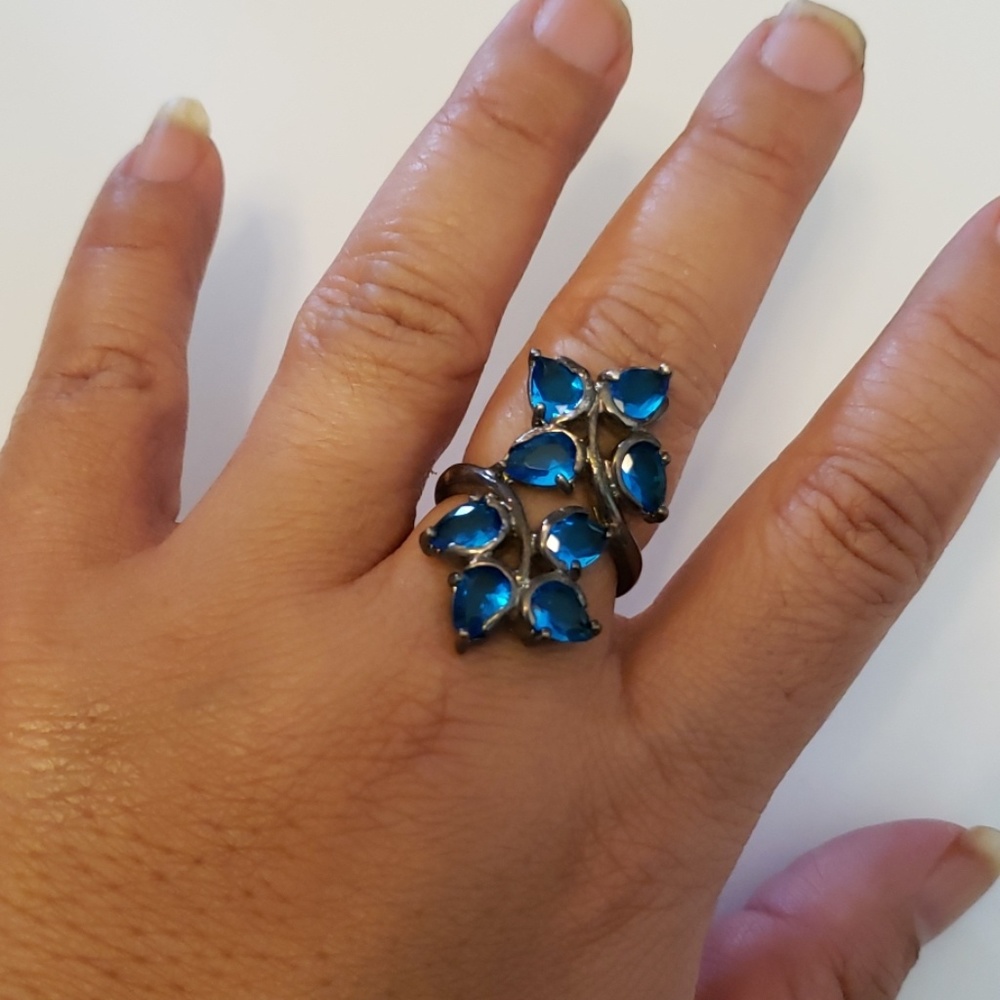 Ring - Picture 3 of 3